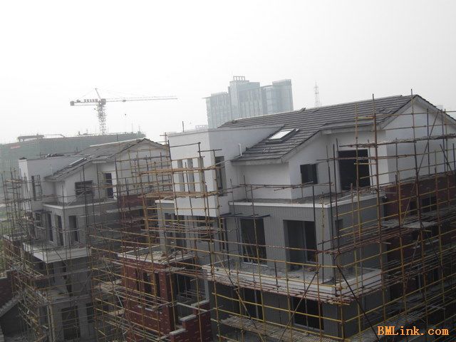 欧式别墅斜屋面图片